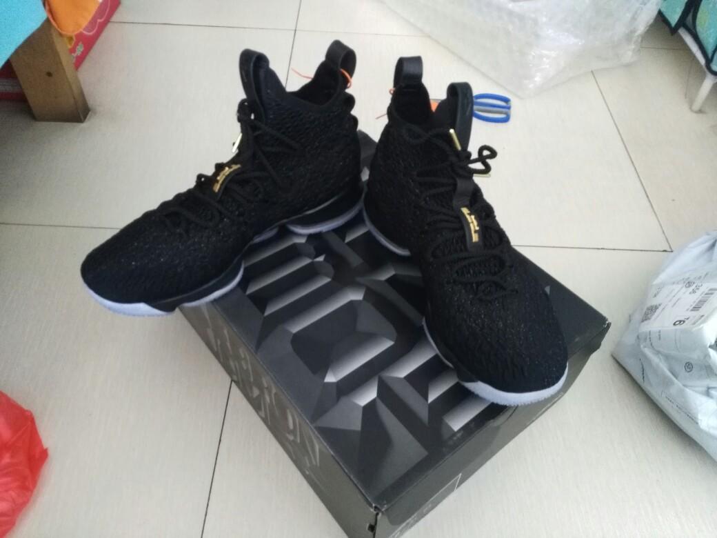 nike lebron 15 black and gold