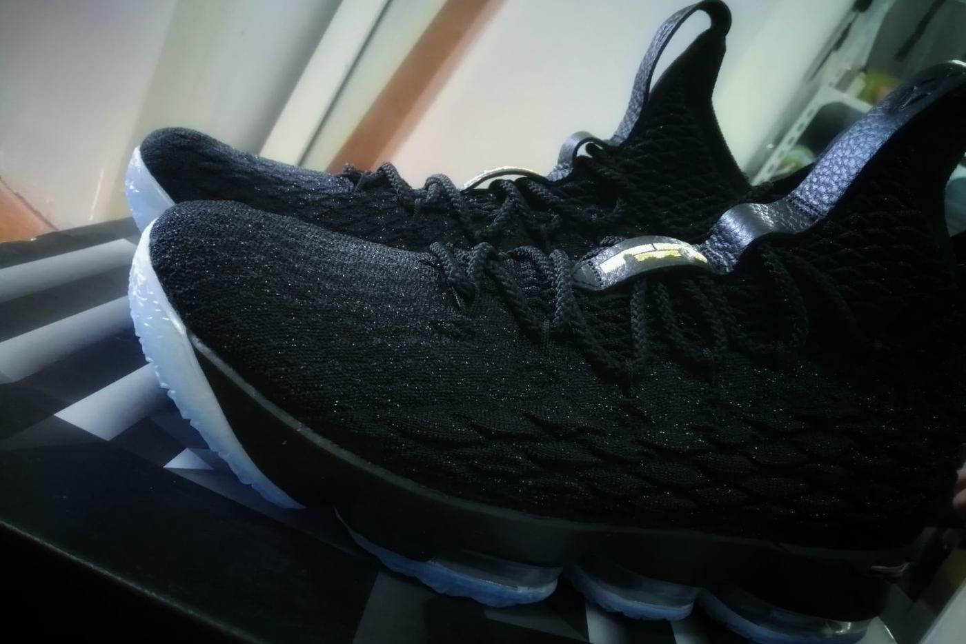lebron 15s black and gold
